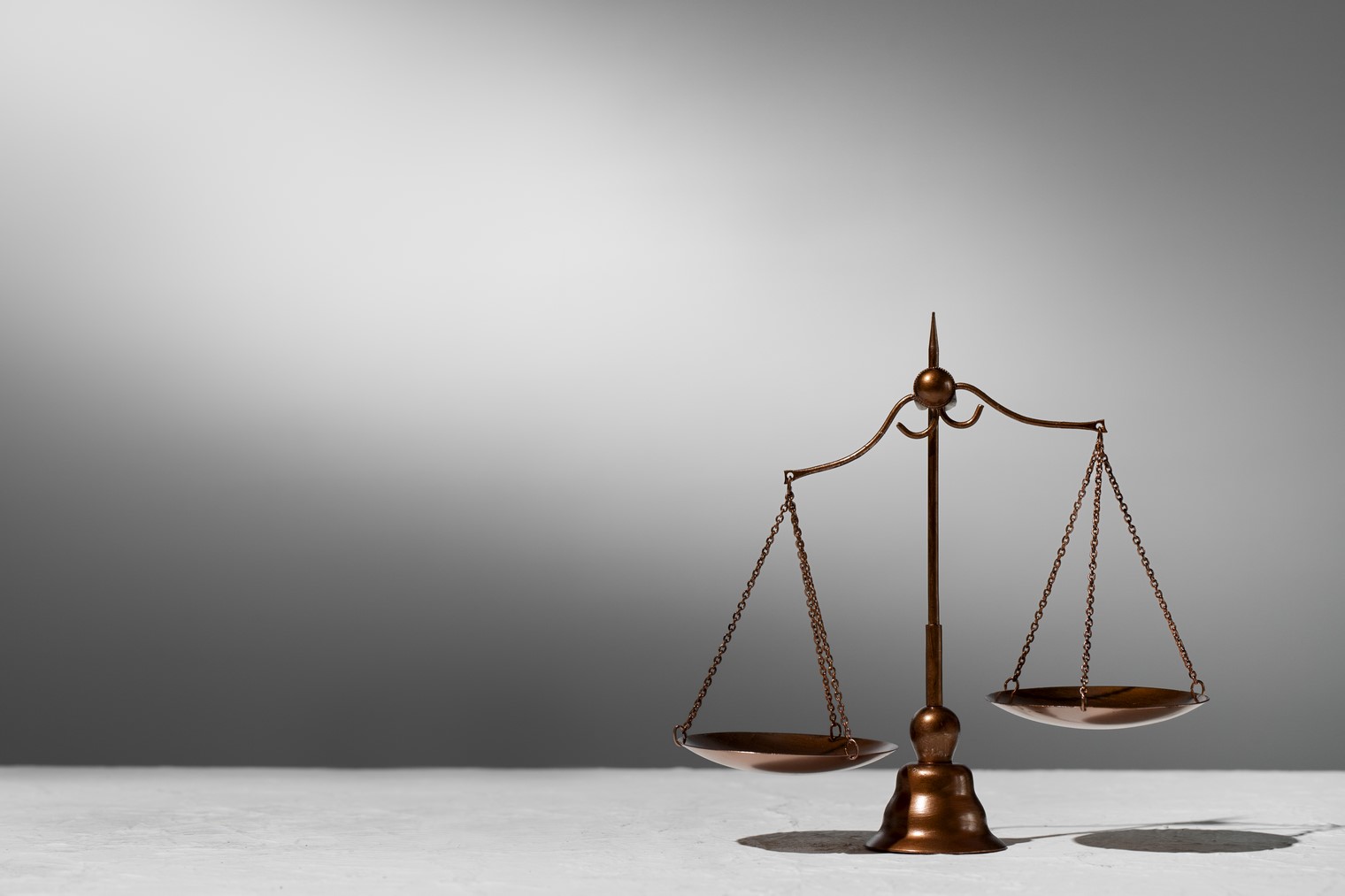 Abogadas Administración De Fincas Balanza-justicia